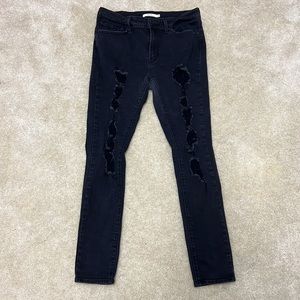Levi Black Skinny Jean